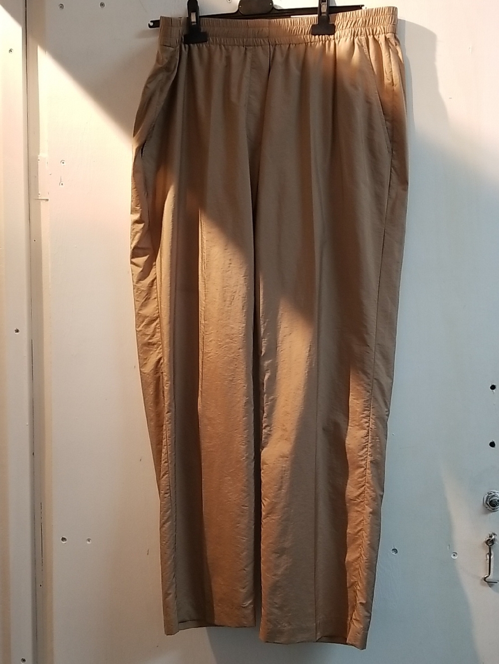 Women's Relaxed Fit Elastic Waist Pants - Khaki